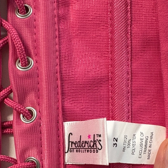 Frederick's of Hollywood Fuchsia Lace Corset - Picture 5 of 7